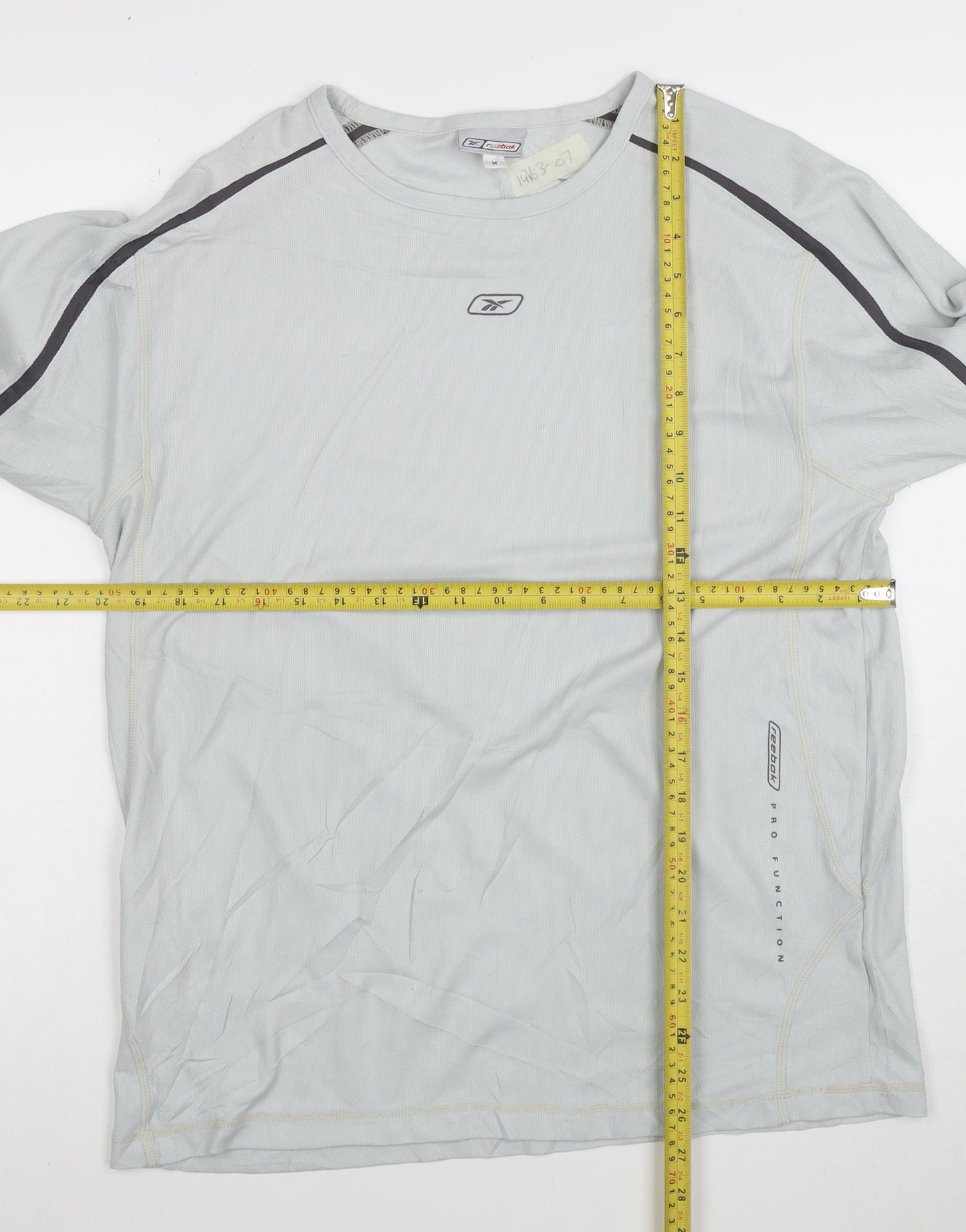 Reebok Men’s Grey Long Sleeve Athletic T-Shirt M Moisture Wicking