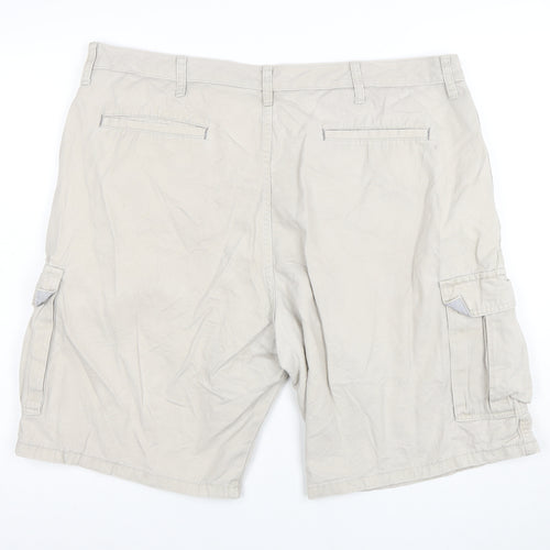 Wrangler Men's Beige Cargo Shorts Size 40 Regular Cotton