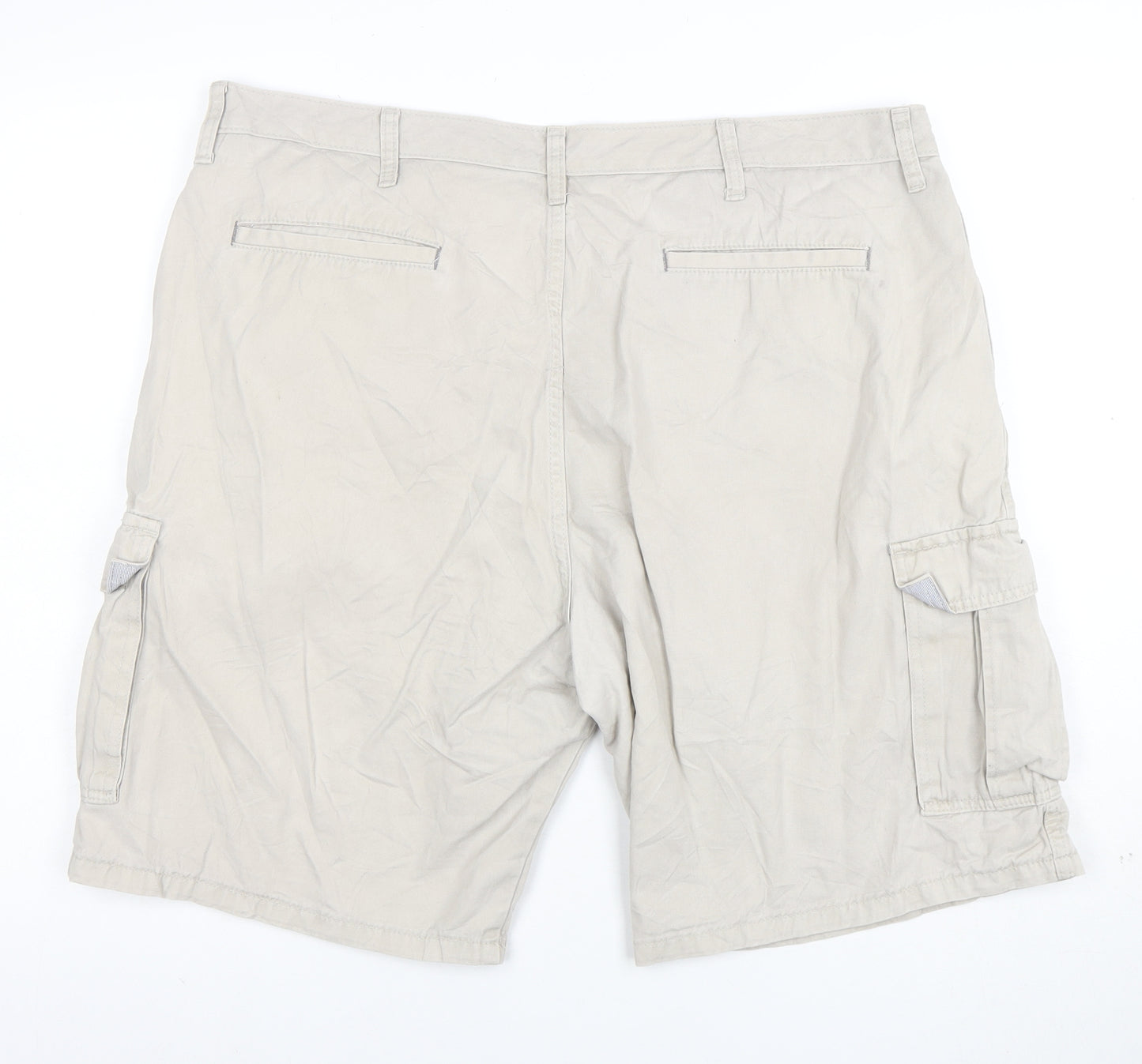 Wrangler Men's Beige Cargo Shorts Size 40 Regular Cotton