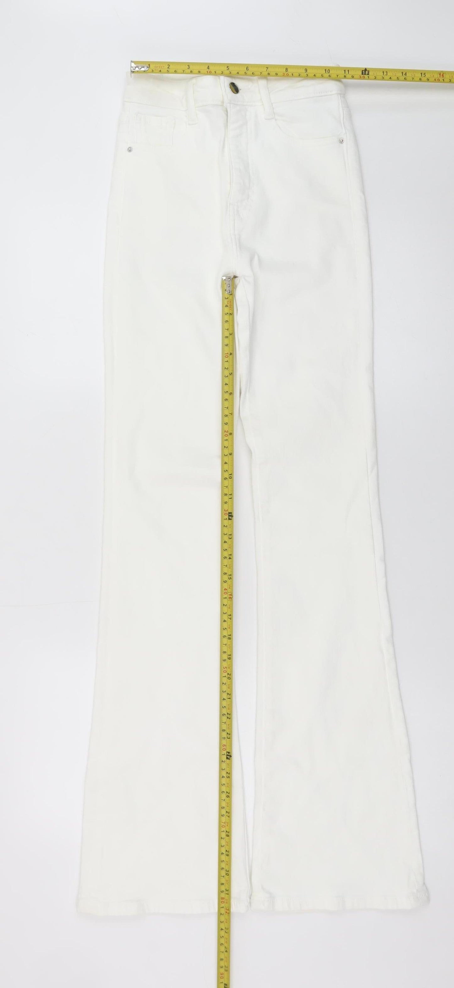ZARA Women's White Flared High-Rise Jeans Size 6