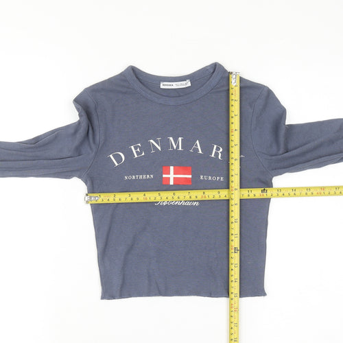 Bershka Women Blue Cropped Long Sleeve Crew Neck Denmark Graphic T-Shirt S