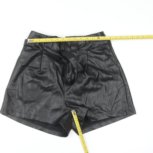 Aaron & Amber Womens Black Faux Leather Paperbag Shorts M