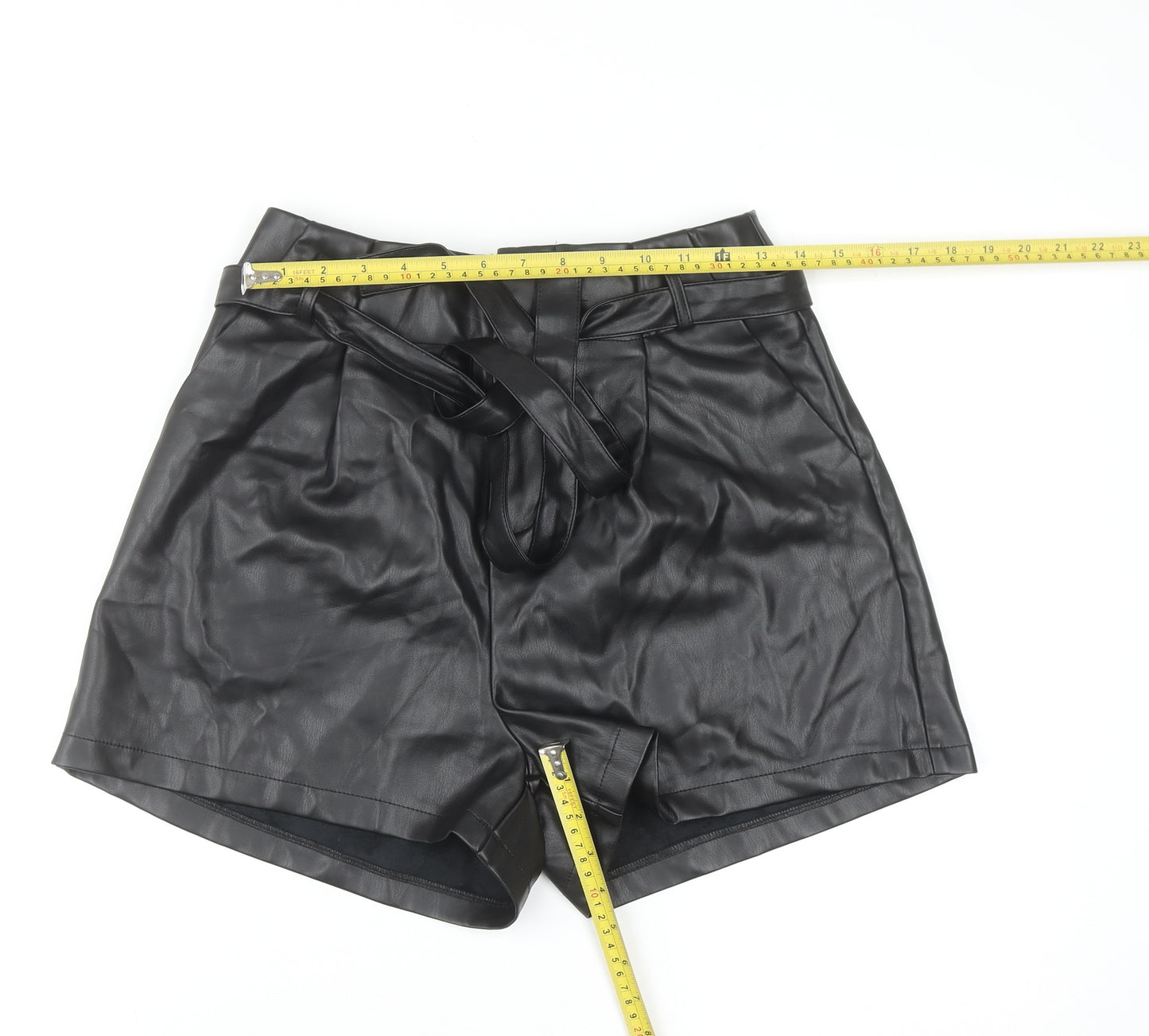 Aaron & Amber Womens Black Faux Leather Paperbag Shorts M