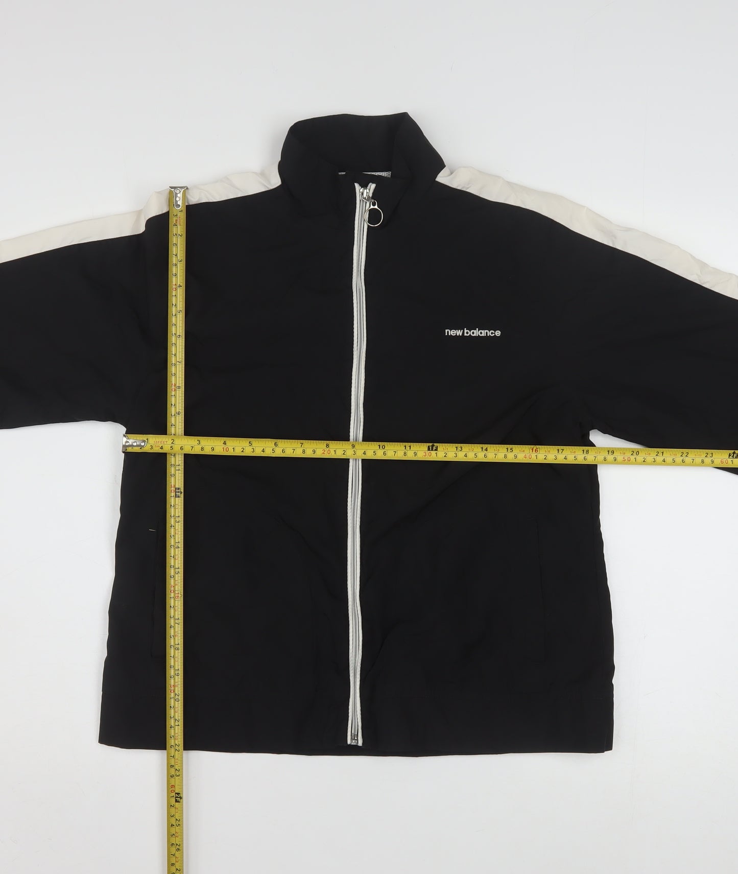New Balance Womens Black L Windbreaker Jacket with Zip Pockets
