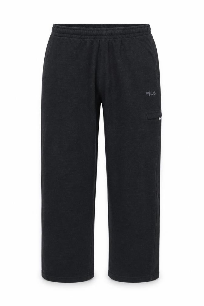 Front view of Fila Men's Black Regular Fit Sweatpants M