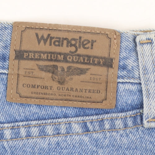 Wrangler Men’s Blue Light Wash Straight Leg Denim Jeans 34x31