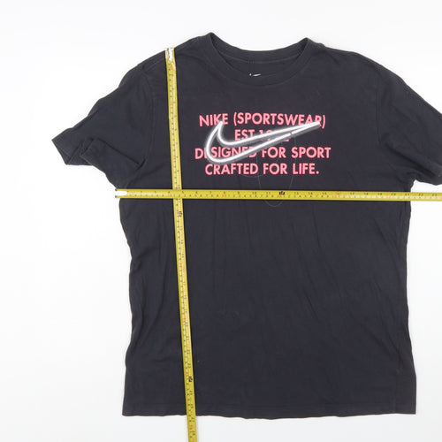 Nike Women's Black Sportswear Graphic T-Shirt Size S