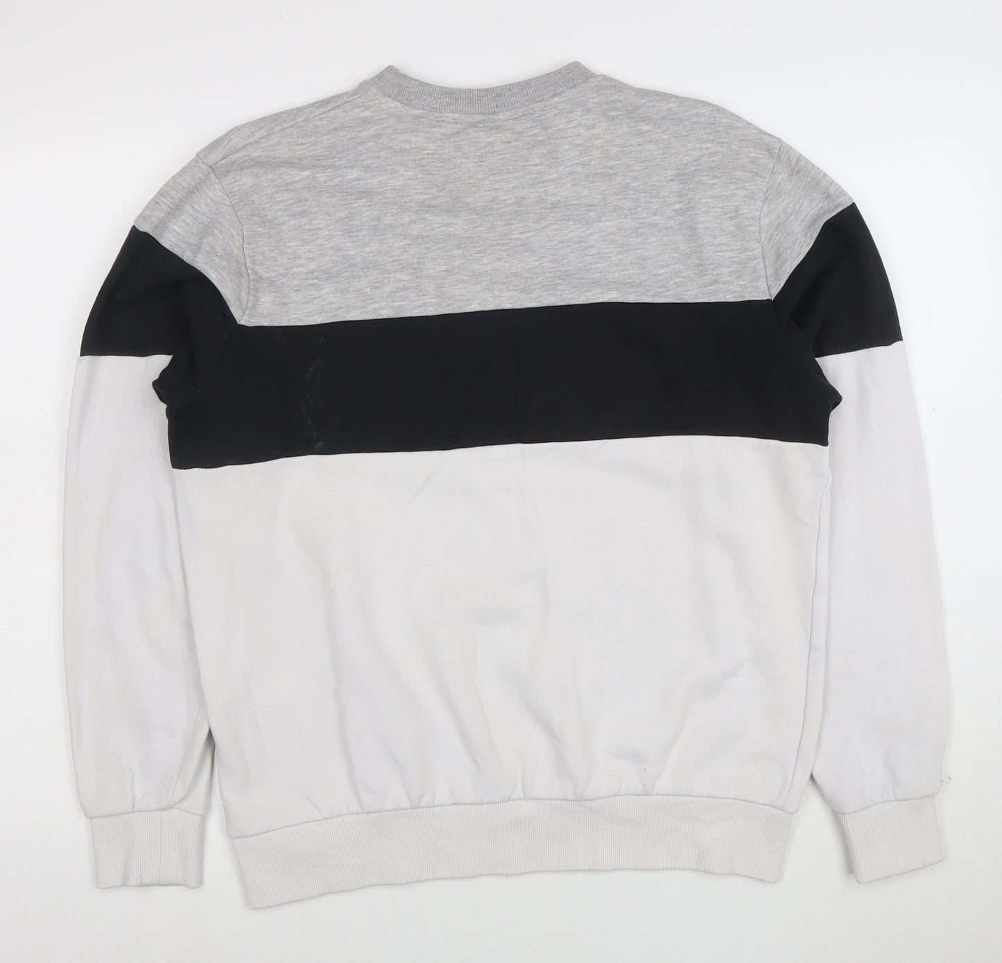 FILA Men’s Grey Logo Crew Neck Sweatshirt Size M Pullover Sportswear
