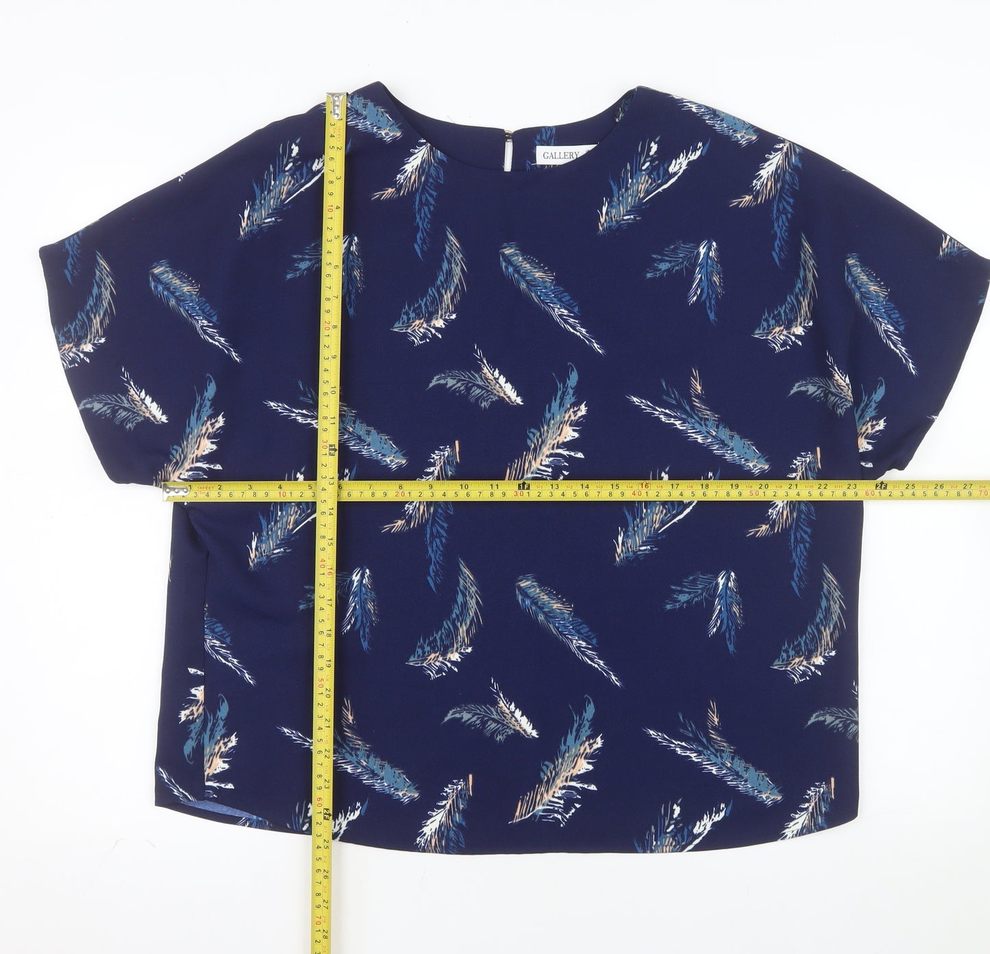 Gallery Women Blue Feather Print Short Sleeve Blouse Size L