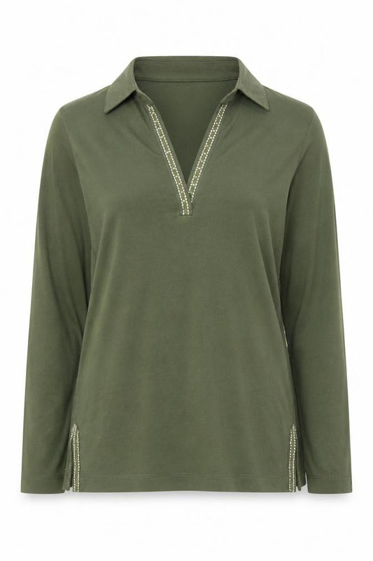 Front view of Punto Roma Women’s Green Collared Polo Top, size M, Long Sleeve