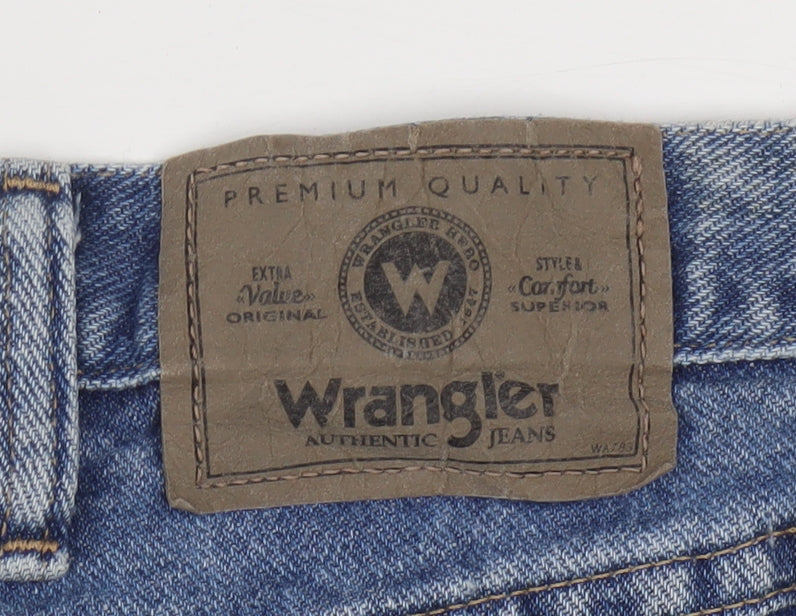 Wrangler Men's Blue Denim Shorts Size 40 Regular Fit Retro Style
