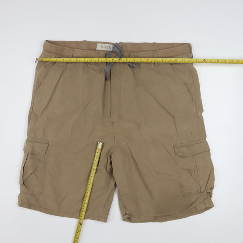 Wrangler Mens Beige Cargo Shorts 2XL Elastic Waist Outdoor Style