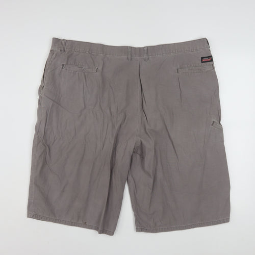 Dickies Men’s Grey Cargo Shorts Size 44 Cotton Workwear Style