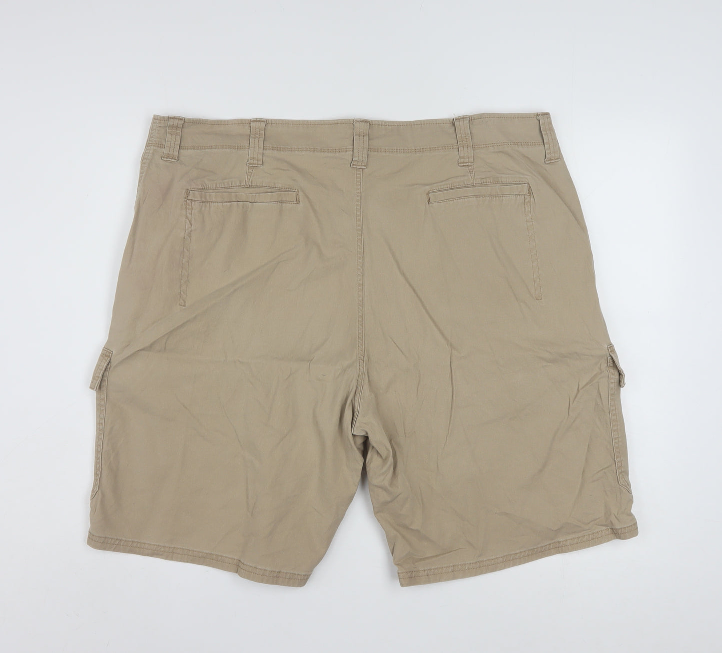 Wrangler Men Beige Cargo Shorts 42 in Regular Fit Cotton Blend
