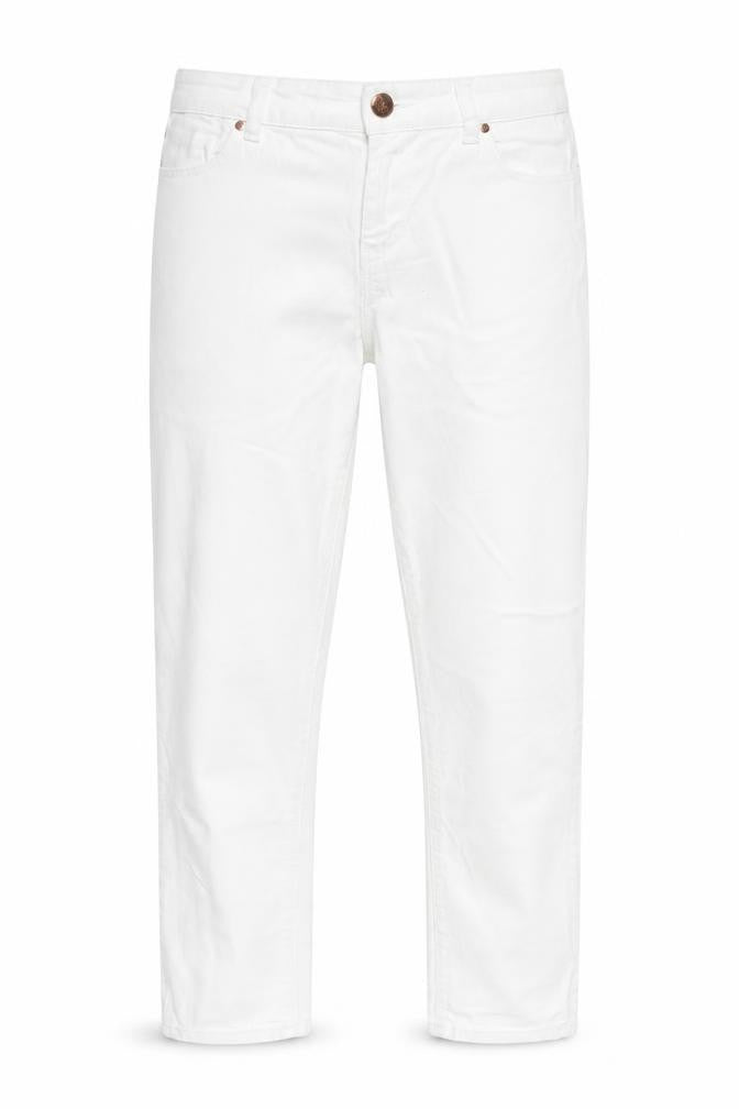Front view of Denim Co. Women's White, size 10, Straight Stretch Jeans