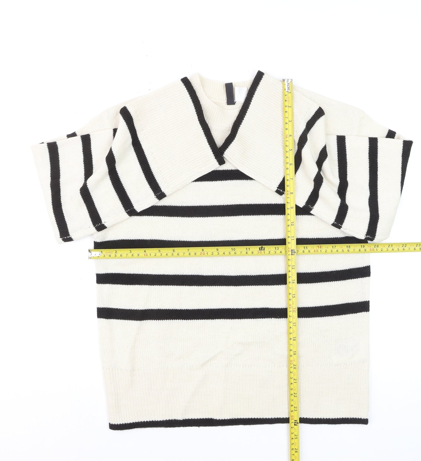 DIVIDED Men’s Ivory Black Striped Crew Neck Acrylic Jumper XS