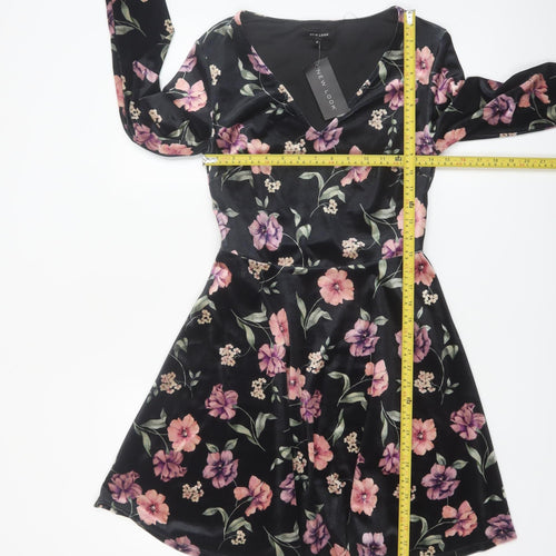 New Look Women Black Floral Velvet Skater Dress Size 10