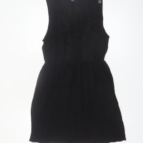 Forever 21 Women Black M Sleeveless Embroidered Shift Dress