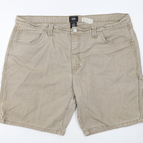 Berkley Jensen Men's Beige Cotton Canvas Cargo Shorts Size 44
