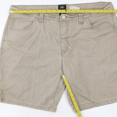 Berkley Jensen Men's Beige Cotton Canvas Cargo Shorts Size 44
