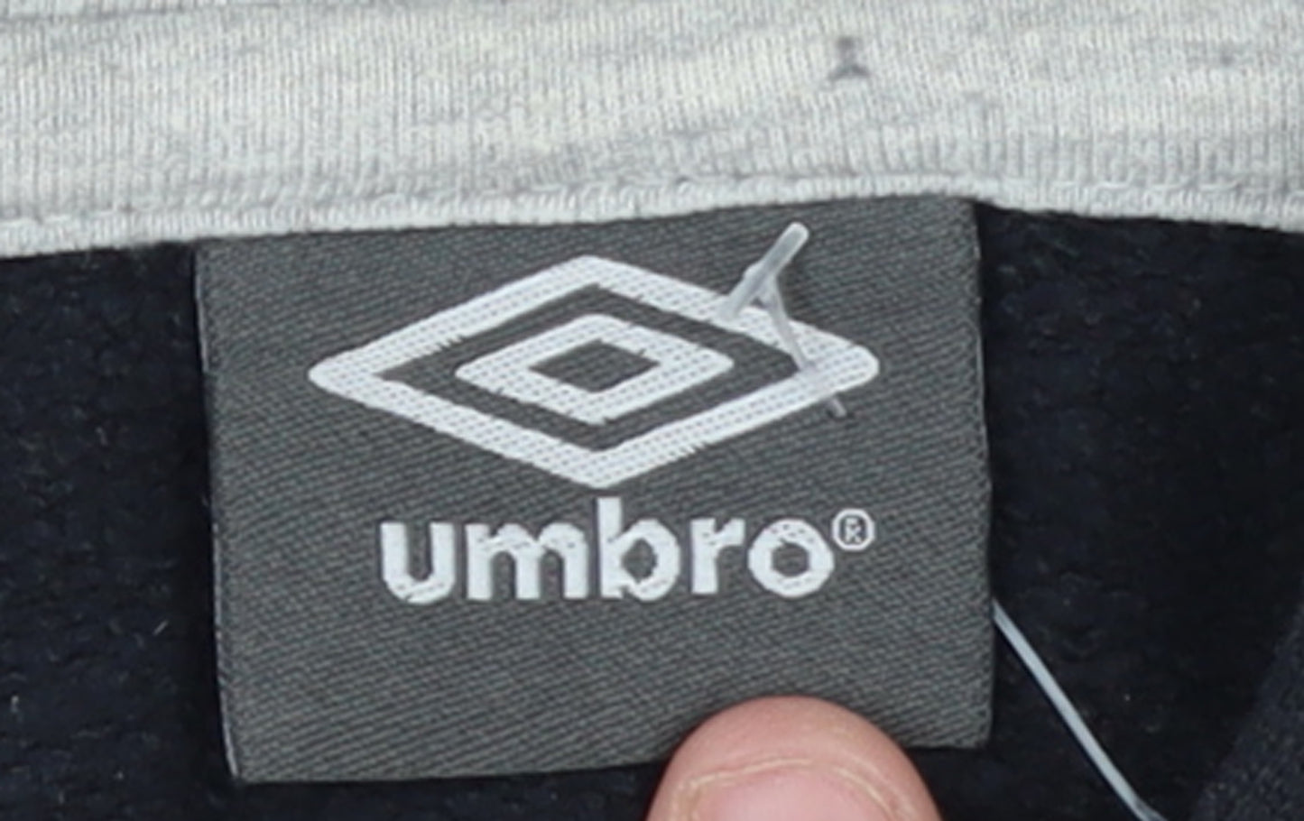 Umbro Men’s Black Pullover Hoodie L Logo Graphic Fleece Sweatshirt
