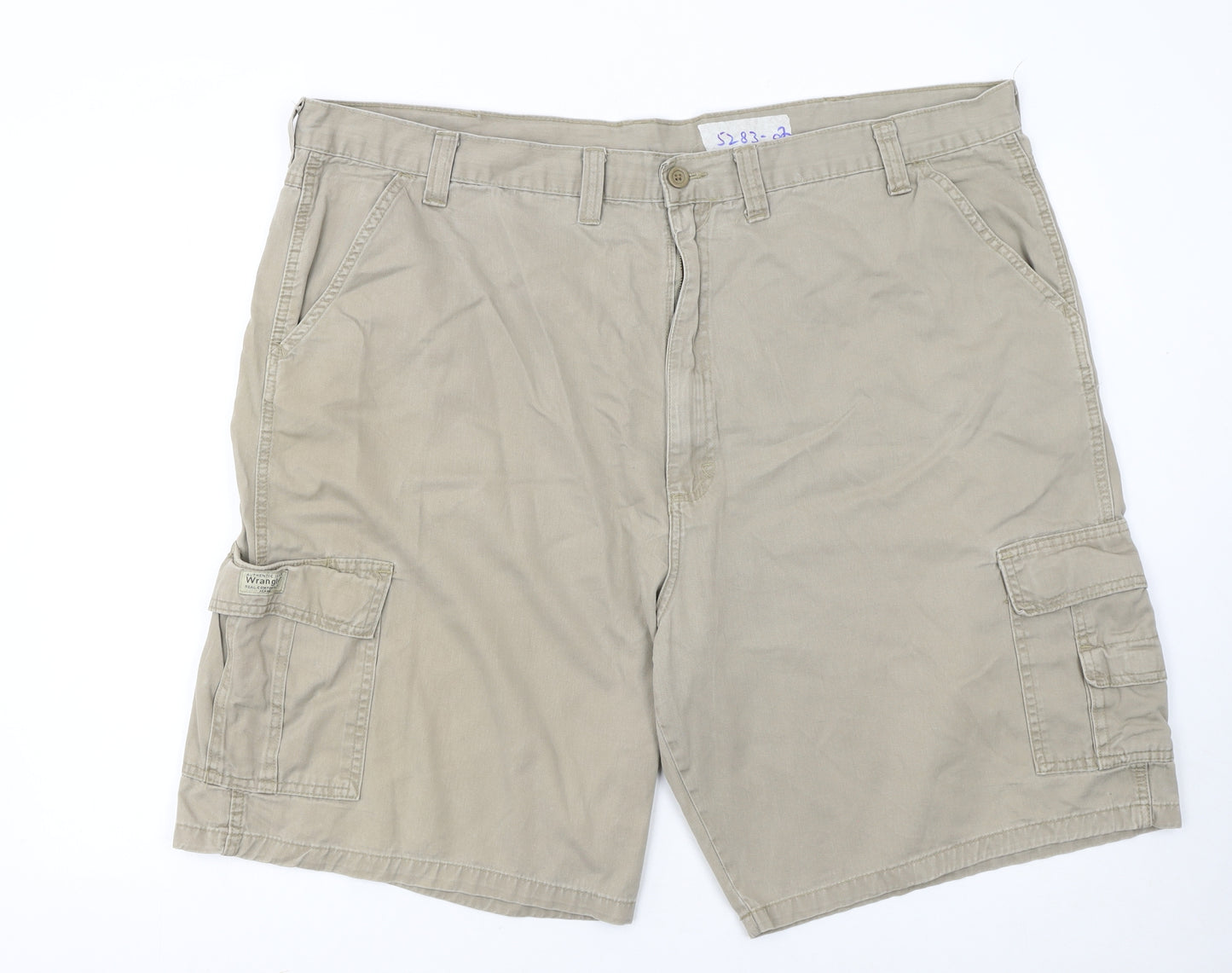 Wrangler Men's Beige Cargo Shorts Size 46 Cotton Casual