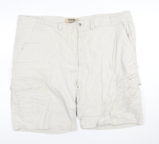Wrangler Men Beige Cargo Shorts Size 48 Regular Lightweight Cotton Nylon