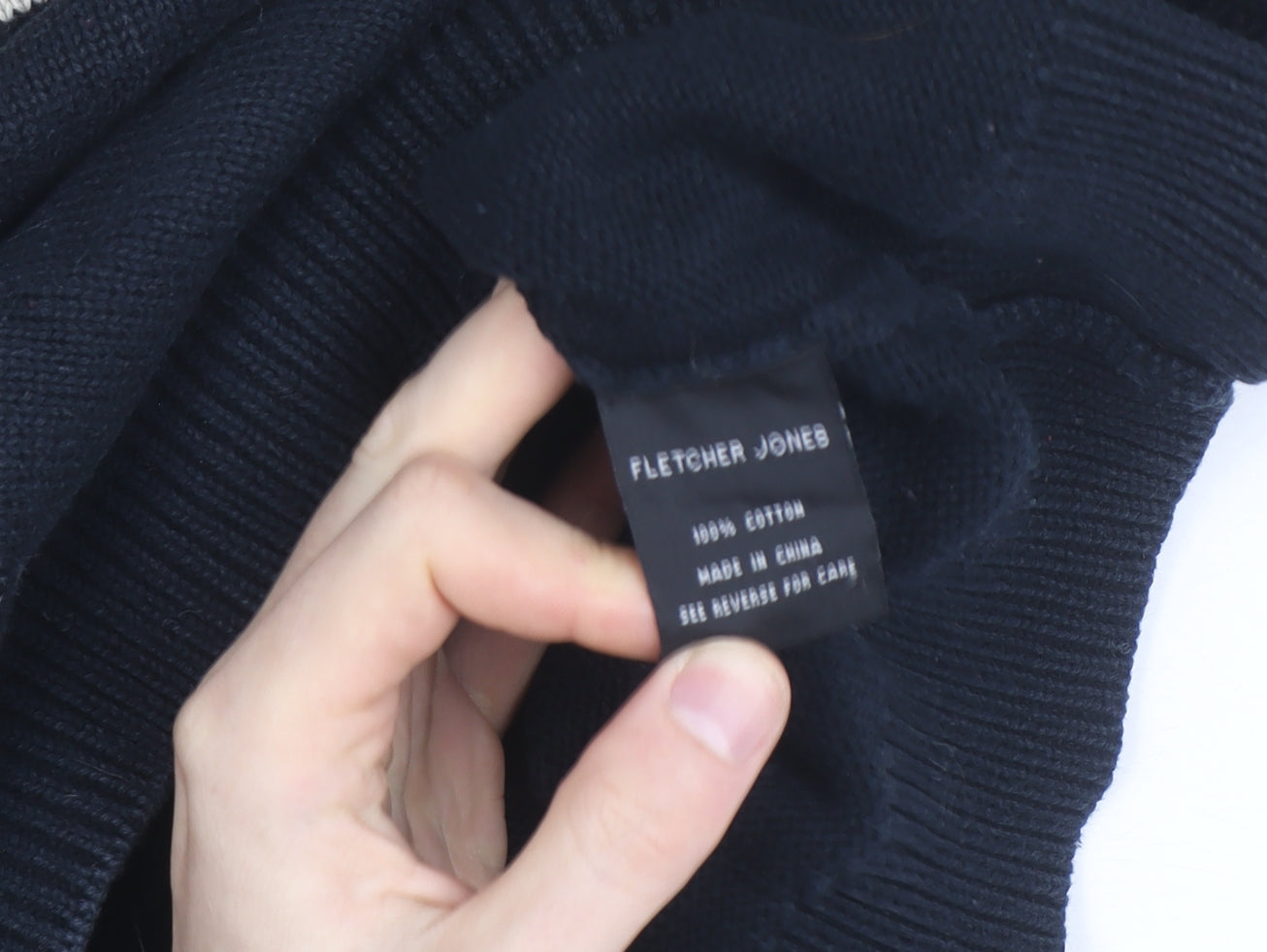 Fletcher Jones Men's Blue Striped Cotton V-Neck Jumper Size S