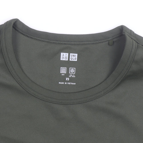 Uniqlo Men's Green Quick Dry Crew Neck Short Sleeve T-Shirt XS