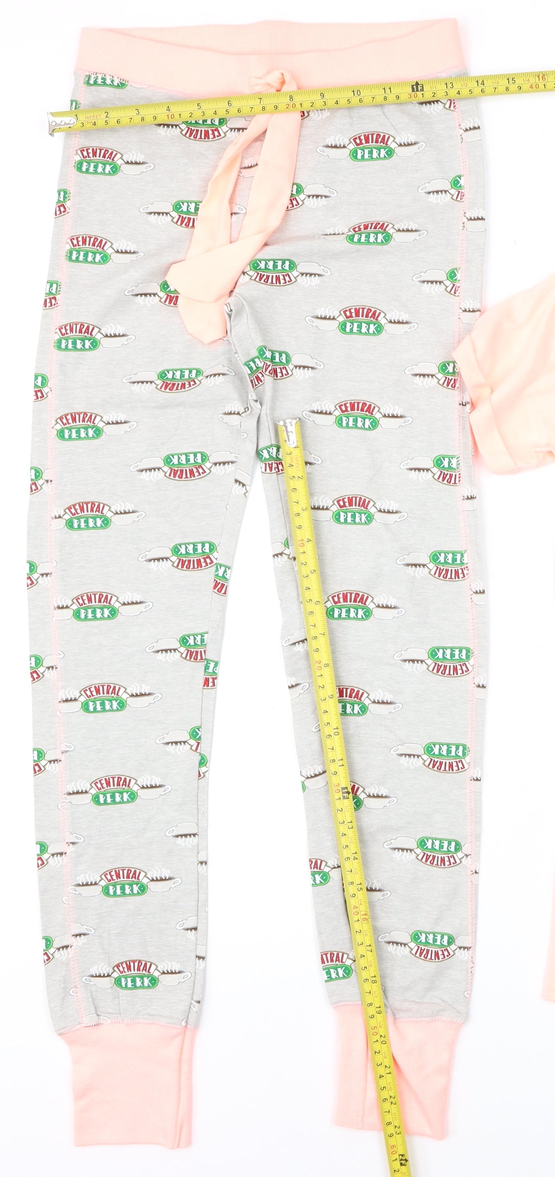 Love To Lounge Friends Central Perk Pink Pyjama Set Women’s Size S 6-8