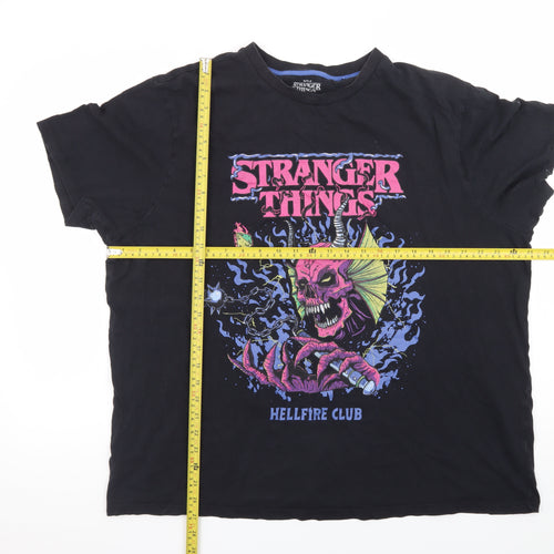 Stranger Things Men’s Black 2XL Hellfire Club Graphic T-Shirt