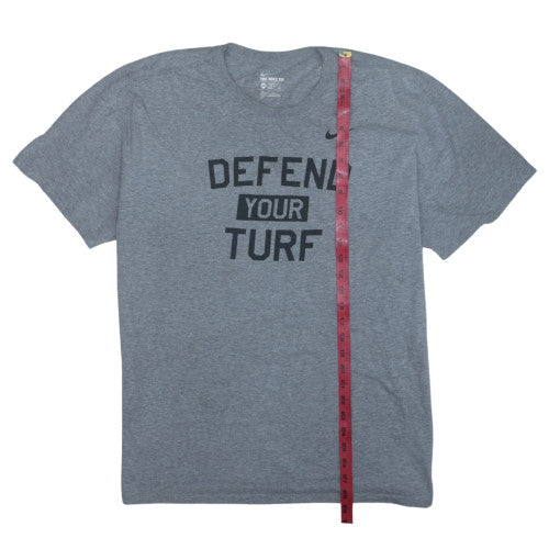 Nike Men's Grey Athletic Fit 'Defend Your Turf' T-Shirt XXL