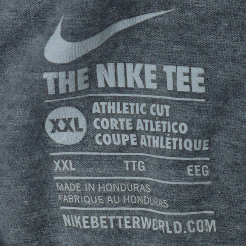Nike Men's Grey Athletic Fit 'Defend Your Turf' T-Shirt XXL