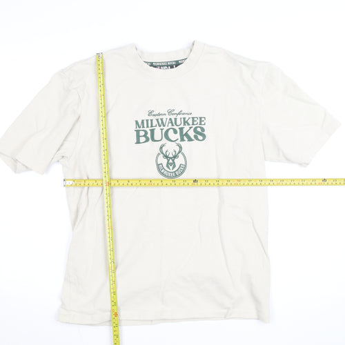 NBA Milwaukee Bucks Men's Beige XS Graphic Print T-Shirt