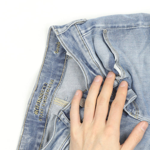 Guess Women’s Blue Cropped Denim Jeans Size M Light Wash Stretch
