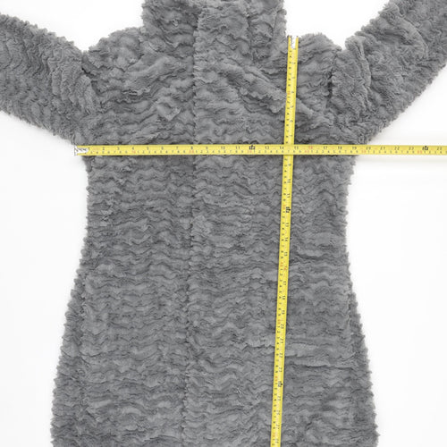 Patagonia Women's Grey Fleece Mid-Length Jacket in Size M