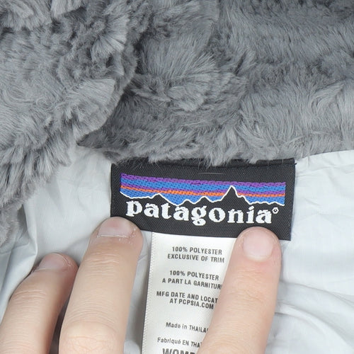 Patagonia Women's Grey Fleece Mid-Length Jacket in Size M