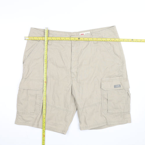 Wrangler Men Beige Cargo Shorts Size 38 Relaxed Fit Cotton