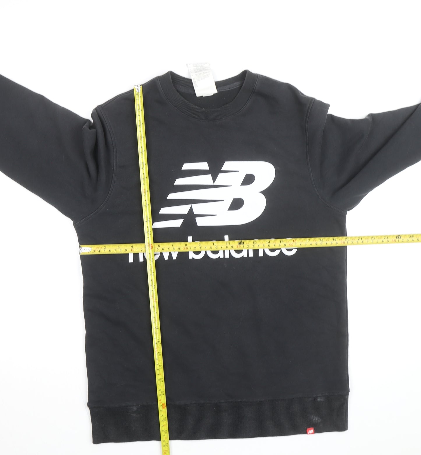 New Balance Men's Black Crew Neck Pullover Sweatshirt Medium