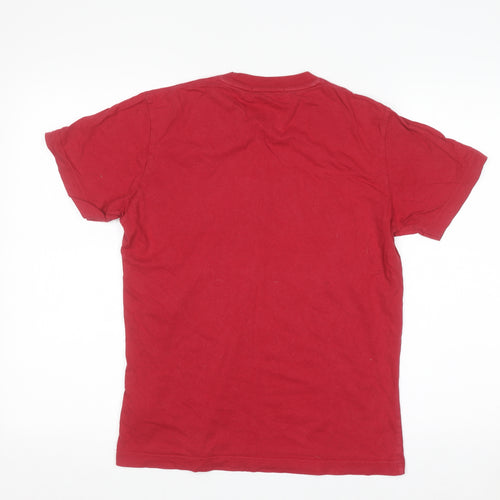 Uniqlo Men Red One Piece Anime Graphic Cotton T-Shirt Size S