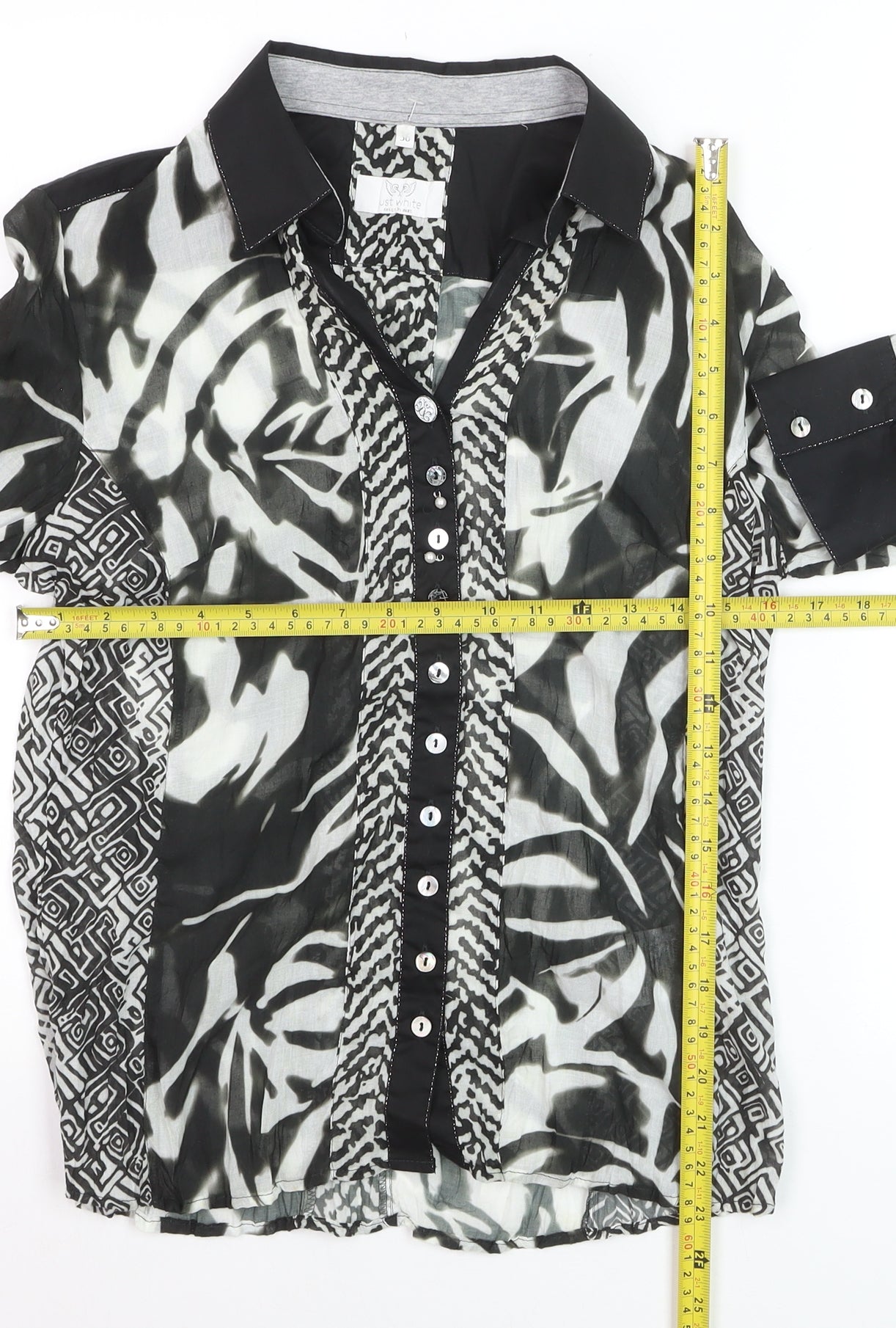 Just White Women’s Black Animal Print Collared Long Sleeve Blouse Size 8