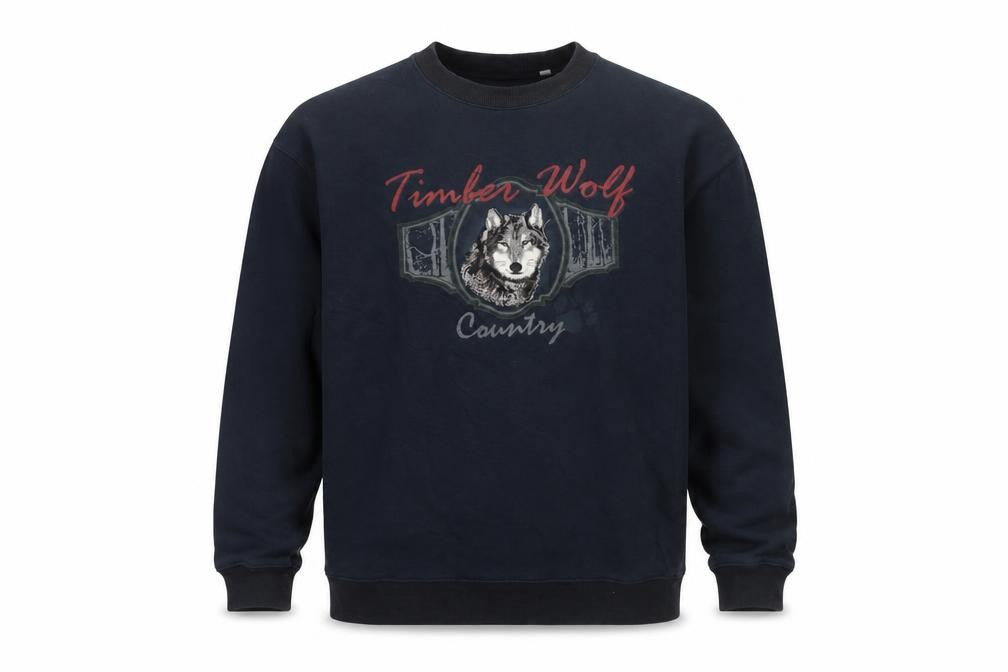 Front view of Croft & Barrow Men's Black Wolf Graphic Pullover Sweatshirt M