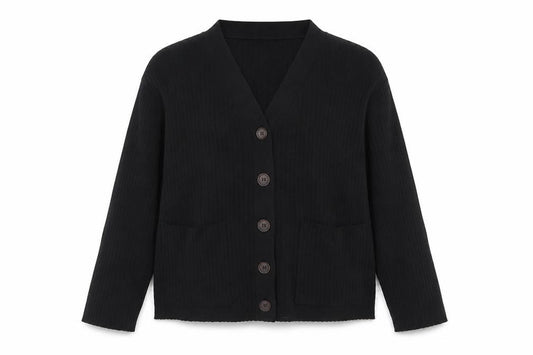 Front view of Boohoo Petite Women's Black V-Neck Button Cardigan, size 8