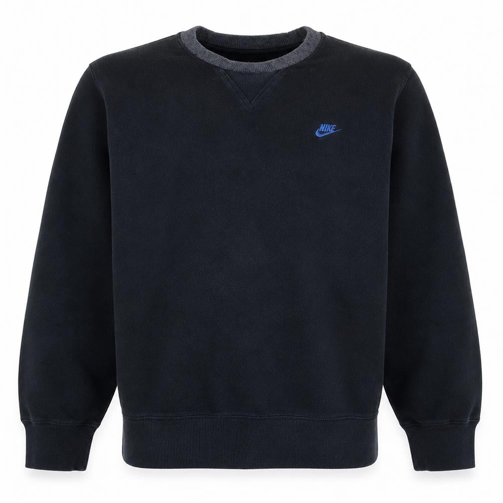 Front view of Nike Men's Black Crew Neck Fleece Sweatshirt M Regular Fit