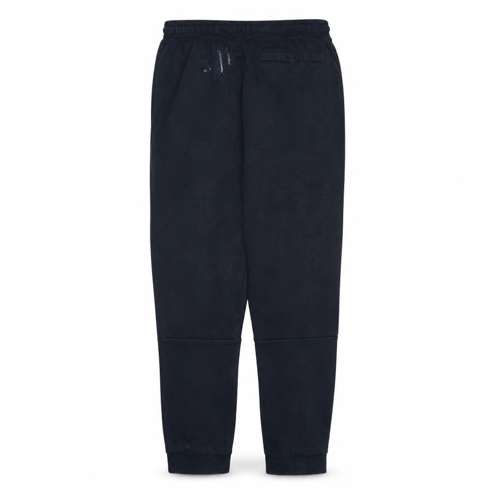 Front view of Nike Men’s Black Jogger Trousers L Fleece Regular Fit