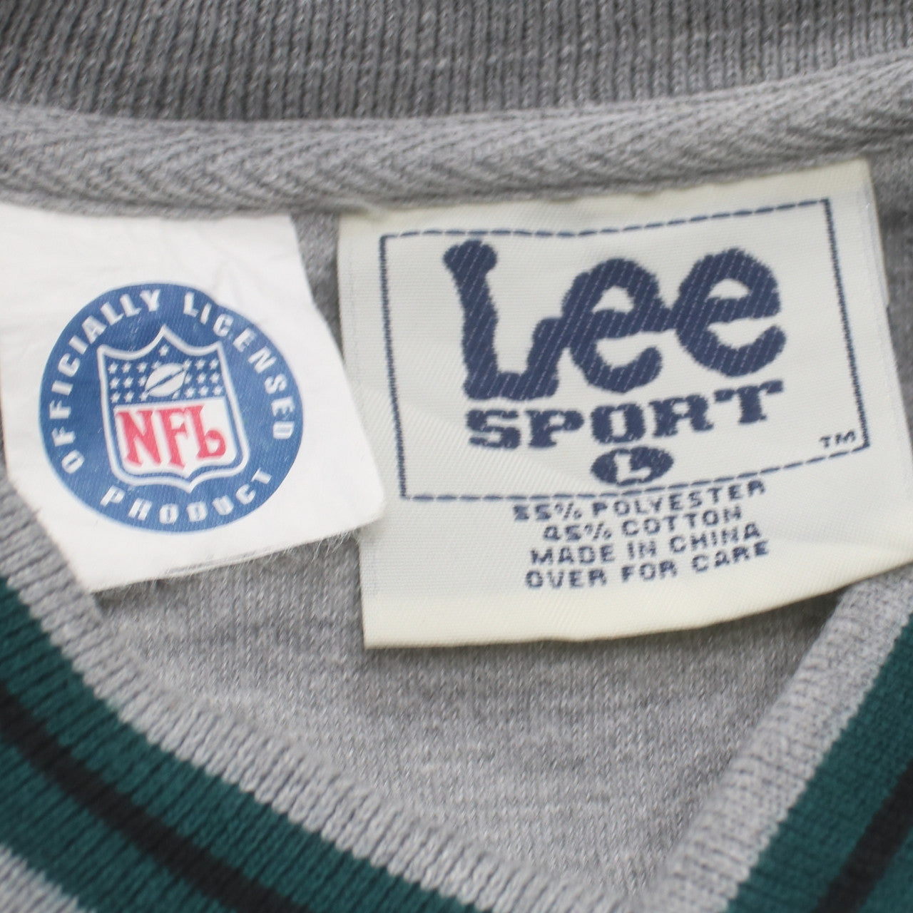 Lee Sport Men’s Grey V-Neck Eagles NFL Sweatshirt Size L