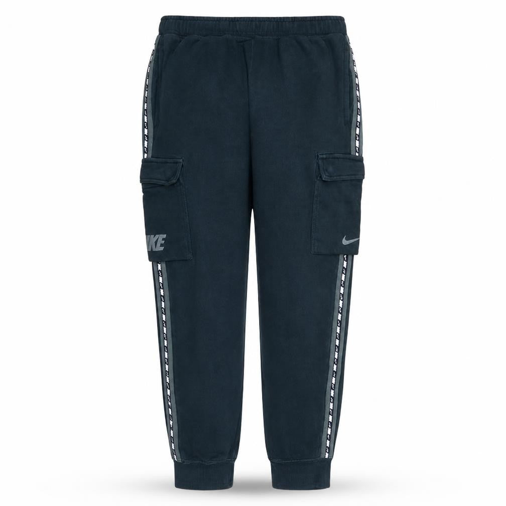 Front view of Nike Men's Black Cargo Jogger Trousers L Regular Fit Fleece