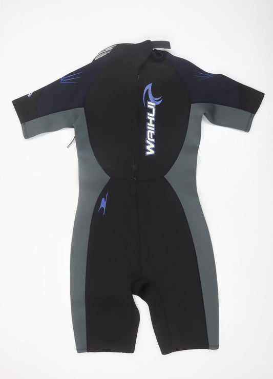 Front view of Waihui Men's Black & Grey Short Sleeve Wetsuit Large Neoprene