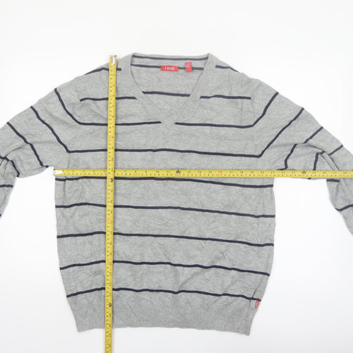 IZOD Men's Grey Striped Cotton V-Neck Jumper Size M
