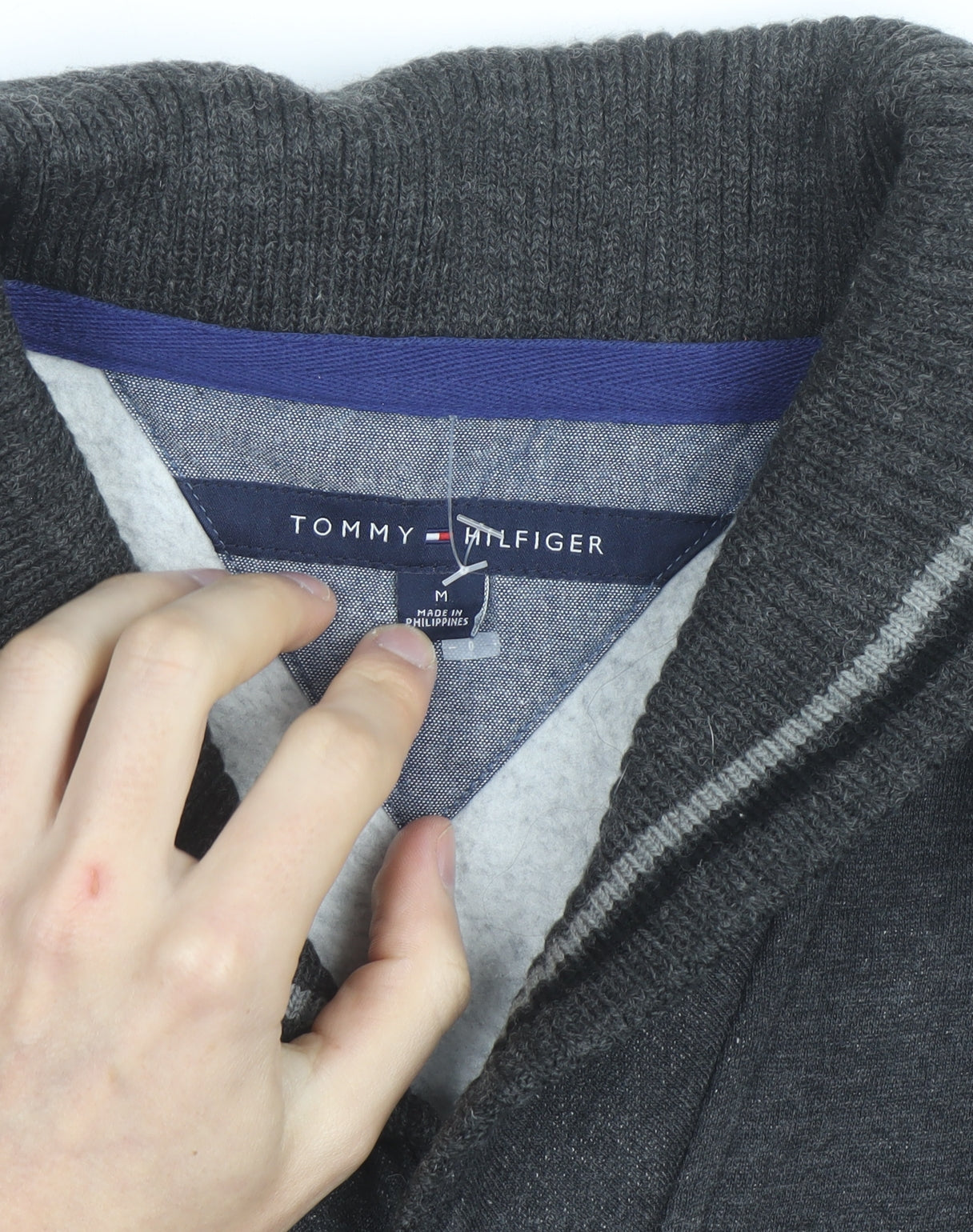 Tommy Hilfiger Men's Grey Shawl Collar Button Cardigan Size M